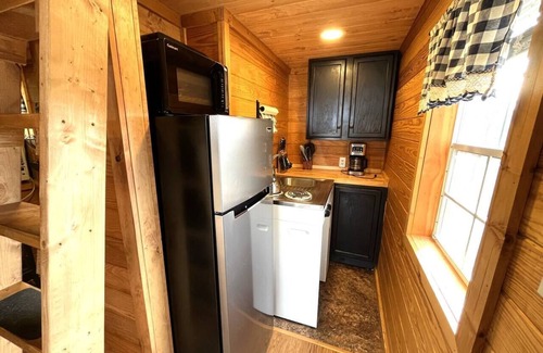 Gatlinburg - Pigeon Forge Cabaña | Tiny house experience! Re-discover Life, Love, Self and Peace
