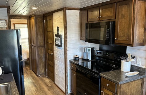 Siler City Casa | Tiny House - Farm Charm