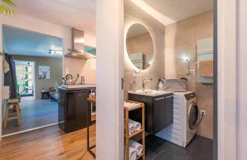 Municipality of Nijmegen Apartamento | Tiny house - fietsverhuur, eigen keuken en badkamer