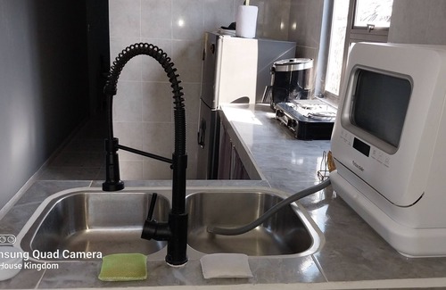 Tolu Complejo | Tiny House Kingdom de Lujo con Cama King a 3 minutos de la playa y el aeropuerto