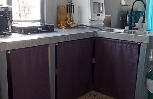 Tolu Complejo | Tiny House Kingdom de Lujo con Cama King a 3 minutos de la playa y el aeropuerto