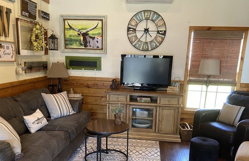 Proctor Casa | Tiny House on the beautiful Illinois River near Tahlequah