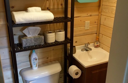 Idaho Springs Cabina | Tiny House - Opiniones de viajeros sobre Rocky Mountain Livin '