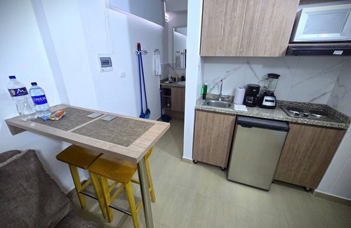 Cedritos Cama Y Desayuno | Tiny Loft Apt for up to 3 people