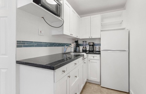 Coral Ridge Apartamento | Tiny Pad 1Ml to Beach + FREE Heated Pool