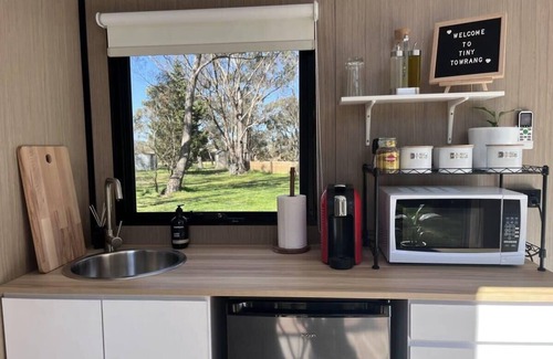 Towrang Casa | Tiny Towrang Summary: