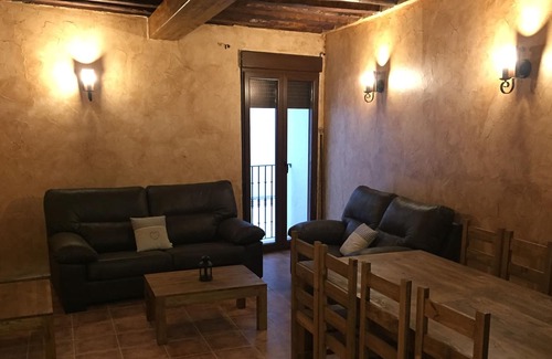 Horche Casa | CASA RURAL TIO MORA, especial para niños y a 40 minutos de Madrid