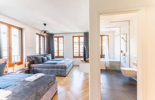Innere Altstadt Apartamento | TIP! Design trifft Lage 120 qm Premium Apartment