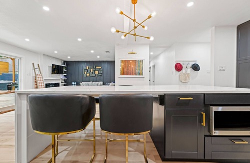 Dallas Casa | Tipperary Oasis: 3 Beds & a Private Pool