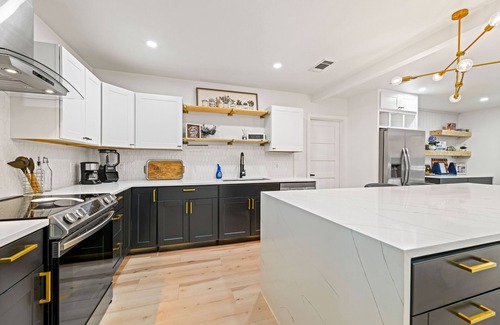 Dallas Casa | Tipperary Oasis: 3 Beds & a Private Pool