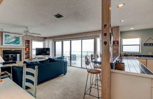Palm Coast Casa | Tipsy Turtle Direct Oceanfront Sunrise