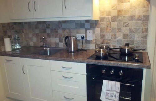 Ennis Casa | Tir na nOg cottage, Ennis town centre
