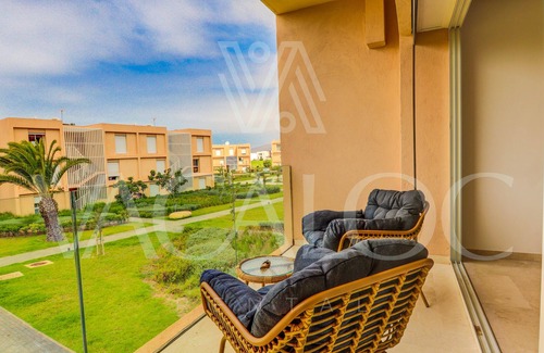Tamrhakht Apartamento | Apartamento-De Lujo-Baño para personas con movilidad reducida-Vista a la Pisc...
