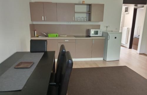 Tiszaliget Cama Y Desayuno | Tiszaliget Apartman és Szálló