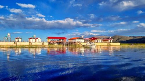 Puno Cabina | Titicaca Atrion Uros