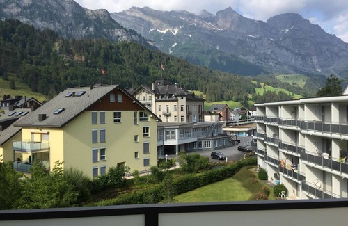 Engelberg Apartamento | Titliszentrum 2 by Interhome