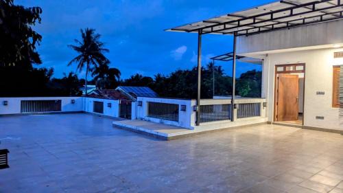 Seeduwa - Katunayake Cama Y Desayuno | TJ Villa