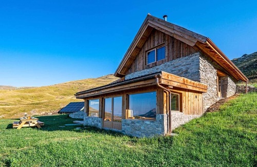 Orcieres Chalet De Esquí | NEW: unusual and eco-responsible alpine chalet!
