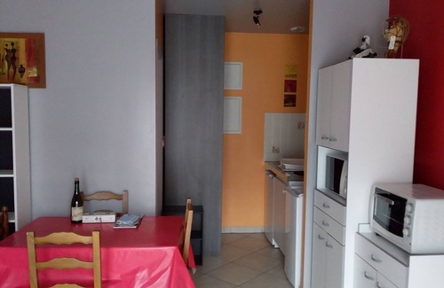 Ploezal Apartamento | To rent for vacations new furnished studio by the week