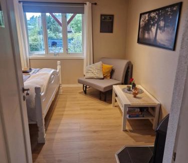 Kristiansand Casa | To soverom og bad i Villa Svale