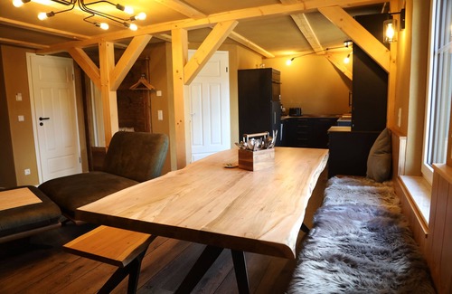 Burg-Dorf Apartamento | To the barn - House Stenzinger