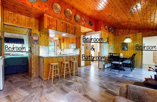 Northern Bruce Peninsula Cabaña | Tobermory Waterfront Cottage @ Singing Sands Beach