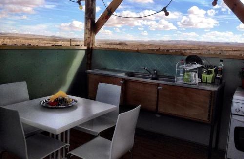 Ezuz Cabina | Tobiana Desert Lodging Negev