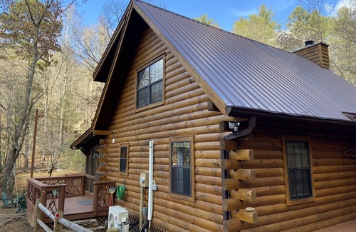 Suches Cabina | Toccoa River cabin - 2 Bd & 2 Bath