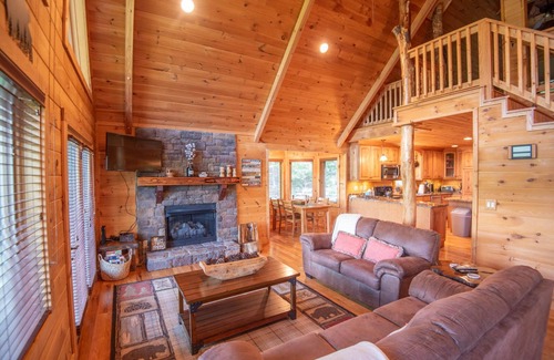 Todd Cabina | Todd Log Cabin w/ Views + Hot Tub + Gas Fireplace + Game Room