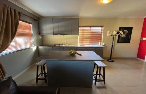 Trawal Casa | Toekies and Abel