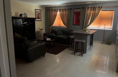 Trawal Casa | Toekies and Abel
