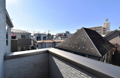 Toshima Casa | Tokyo Center Ikebukuro Family villa quiet 4BR group stay & parking near JR