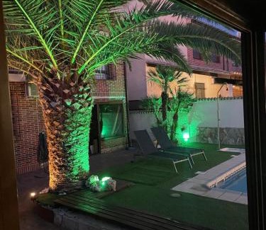 Arges Casa | TOLEDO ENCANTADO Piscina y BBQ privada 2,5 km de Puy du Foy
