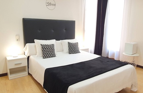 Toledo City Center Cama Y Desayuno | ToledoRooms Palacios