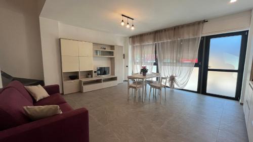 Saronno Apartamento | Tolstoi 13