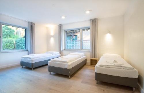 Rhein-Erft-Kreis District Apartamento | Tolstov House - Freistehendes 9 Zimmer Haus mit großem Garten