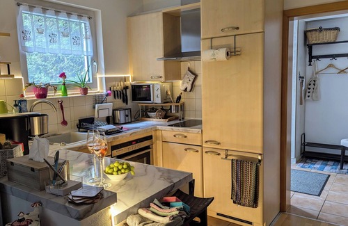 Unterboihingen Apartamento | TOM13 - Negocios o vacaciones, cerca del centro y aún en el verde