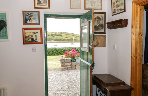 Westport Cabaña | TOM’S COTTAGE, family friendly in Westport, County Mayo