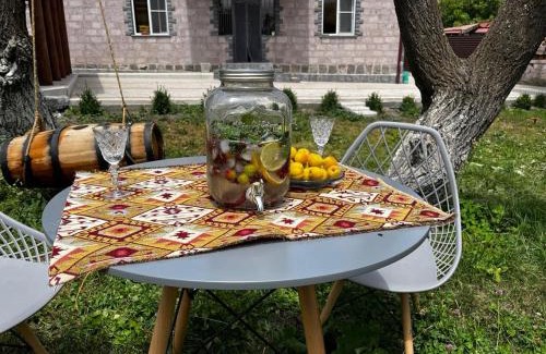 Aruch Casa | Toneh Guest House and Gastro-yard