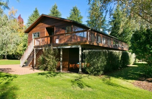 Turangi Villa | Tongariro Lodge Villa