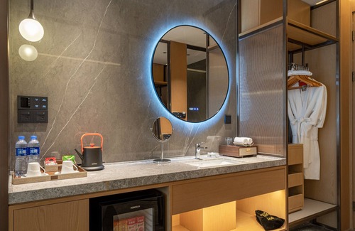 Wujiang Hotel | Tongli Lakeview Hotel
