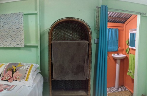 Soufriere Quarter Cama Y Desayuno | Tony & Aldona's Retreat