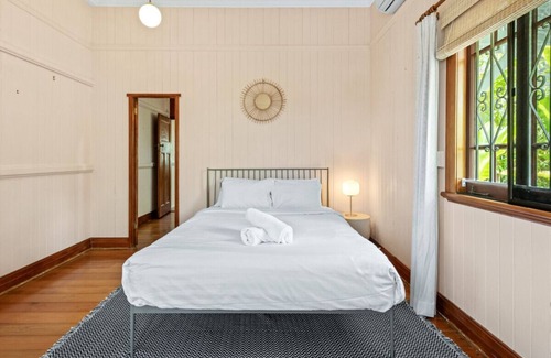 Toowong Casa | Toowong - Stunning&Sweet 3BR Family House