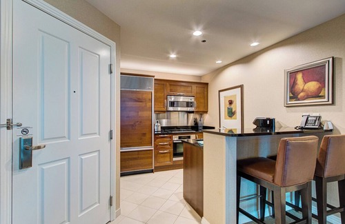Las Vegas Condominio | NUEVOS PROPIETARIOS TOP 38 PENTHOUSES DE PISOS VISTA DE ESQUINAS DE BANDAS w BALCÓN-De propiedad privada