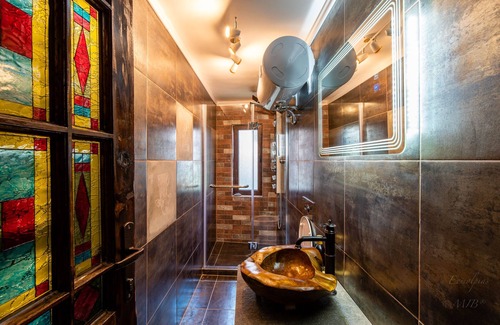 Plovdiv Center Apartamento | TOP Center Art guest apartment EVMOLPIAS near Roman stadium
