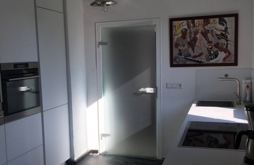 Fulda Apartamento | Apartamento equipado de 3 habitaciones cerca de la estación de tren.