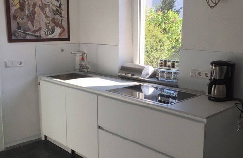 Fulda Apartamento | Apartamento equipado de 3 habitaciones cerca de la estación de tren.