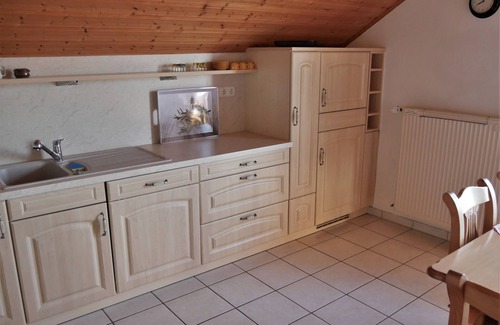 Elisabethszell Apartamento | Top floor apartment, with distant views, sometimes as far as the Alps.