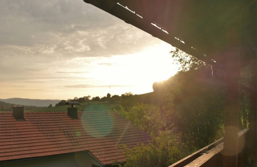 Elisabethszell Apartamento | Top floor apartment, with distant views, sometimes as far as the Alps.