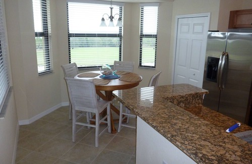 Bradenton Condominio | Top Floor Condo Con premium Mobiliario